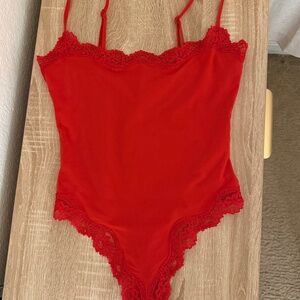 Skims Fits Everybody Lace Cami Bodysuit